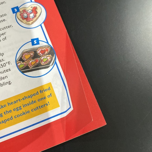 Geronimo Stilton #23: Valentine’s Day Disaster - Scholastic Paperback Novel - Picture 5 of 5